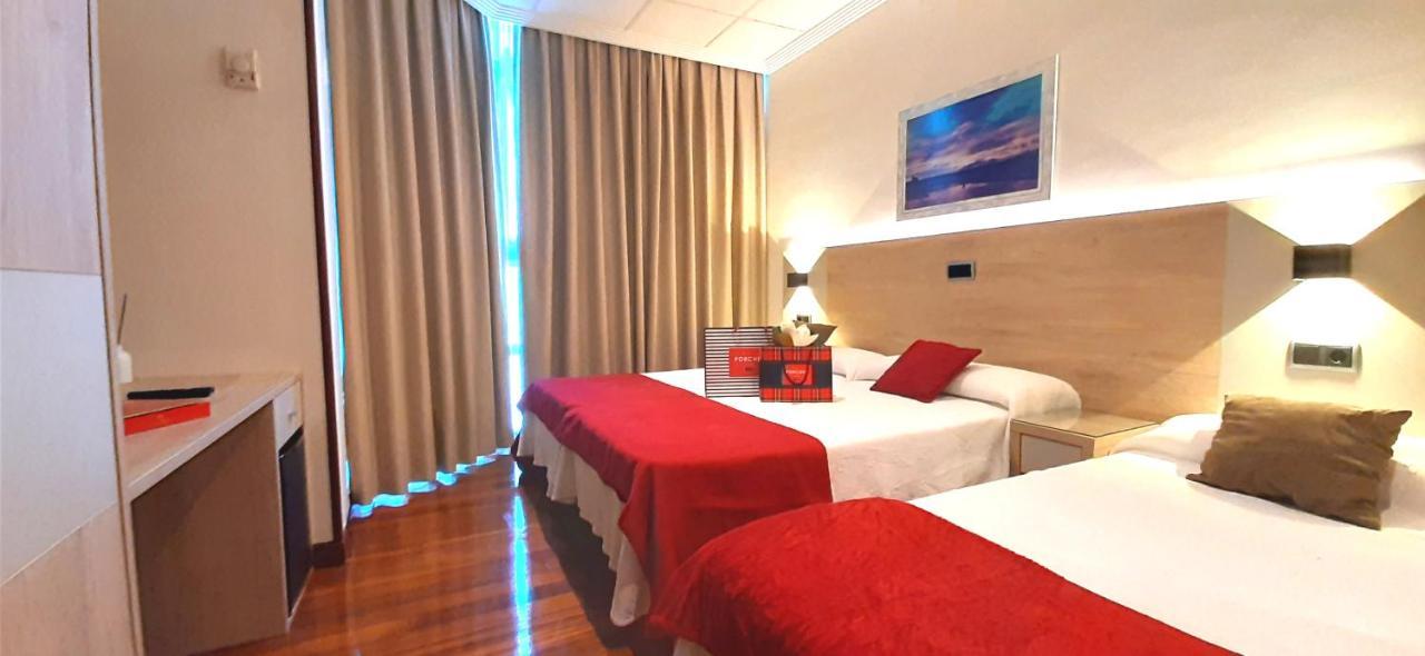 Hotel Nueva Plaza Maliaño Esterno foto